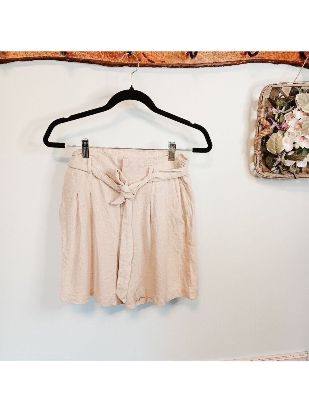 b.young Beige Linen Blend Paper Bag Shorts